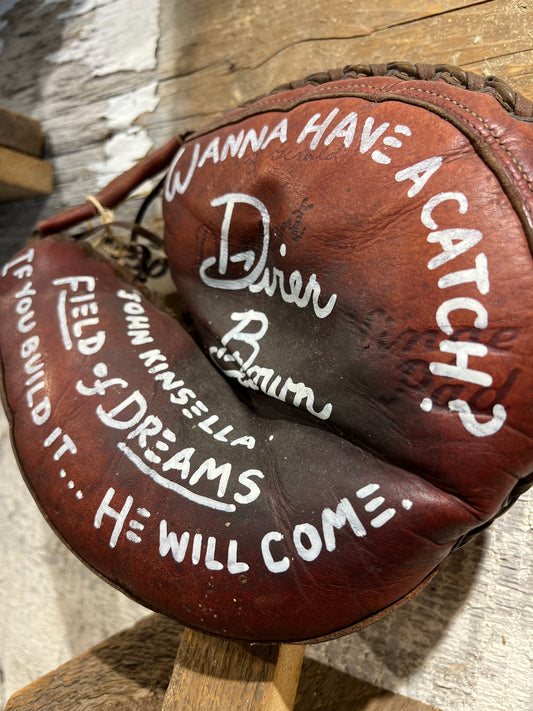 Dwier Brown Signed Catcher’s Mitt Antique (pre-1960)