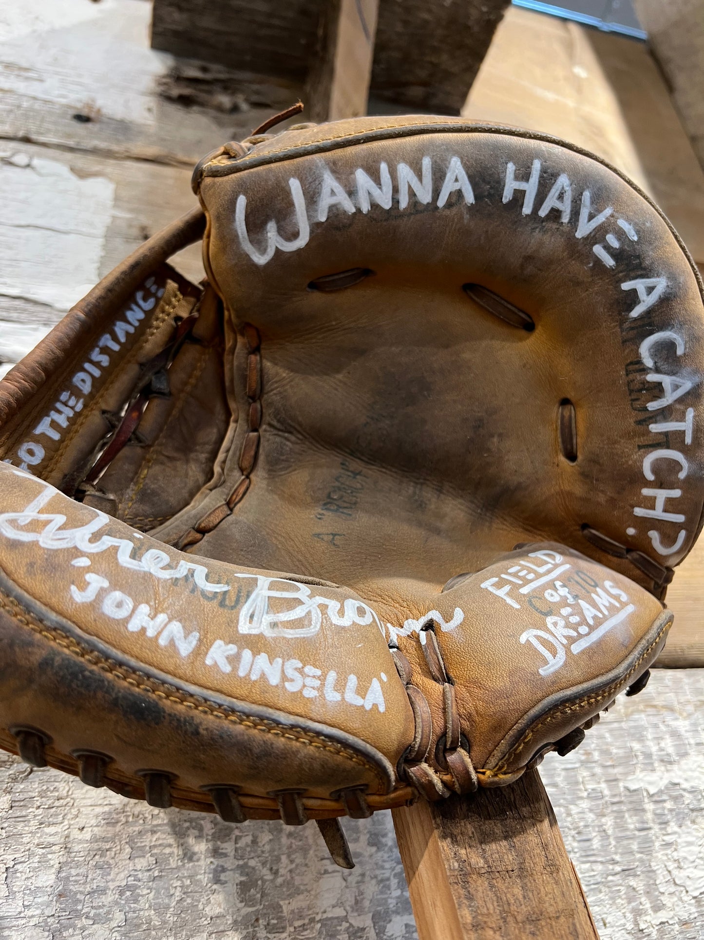 Dwier Brown Signed Catcher’s Mitt Antique (pre-1960)